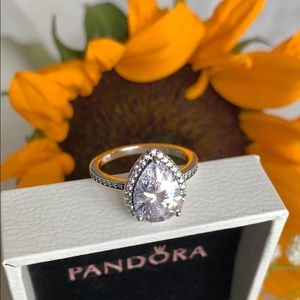 Size 7 Pandora Teardrop Ring